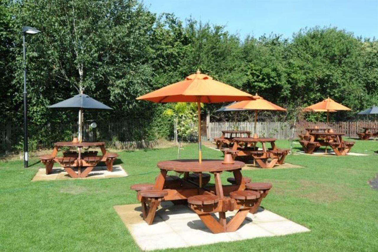 Premier Inn Premier Inn Southend Airport 외부 사진