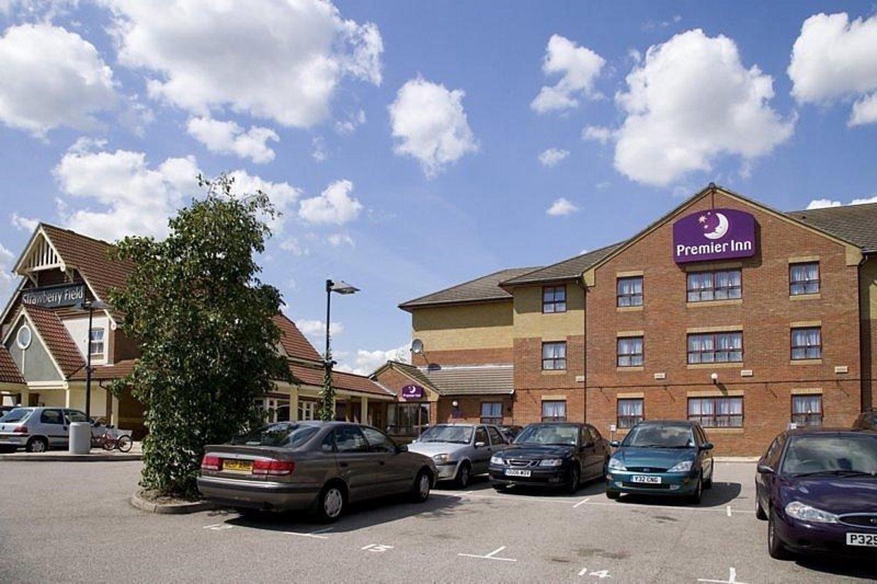 Premier Inn Premier Inn Southend Airport 외부 사진