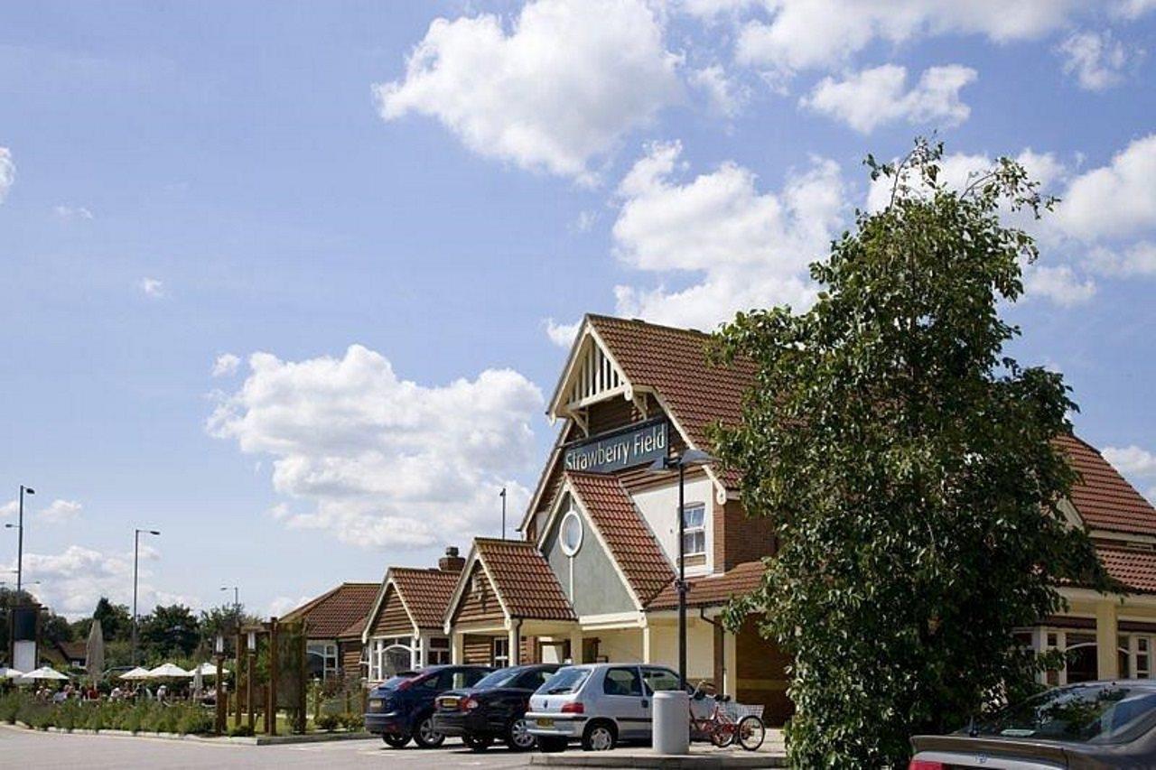 Premier Inn Premier Inn Southend Airport 외부 사진