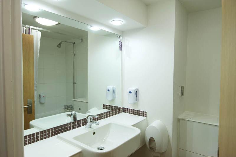 Premier Inn Premier Inn Southend Airport 외부 사진