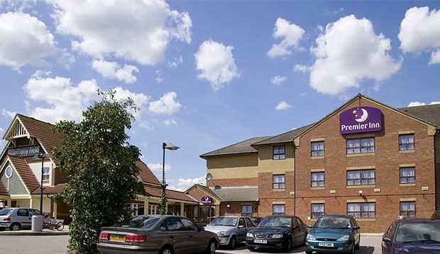 Premier Inn Premier Inn Southend Airport 외부 사진